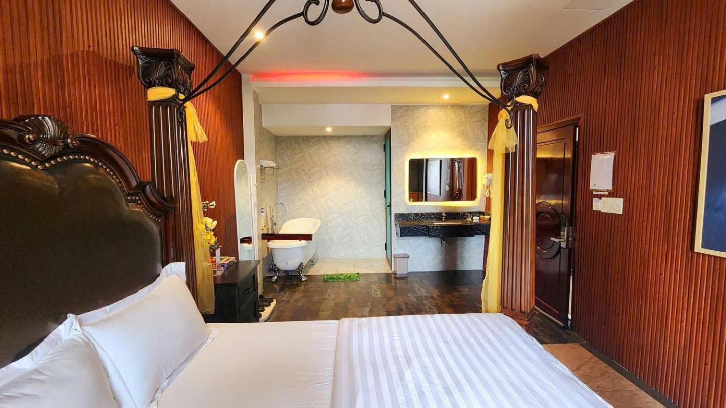 Hotel Khach San Nha Minh à Cai Rang Extérieur photo