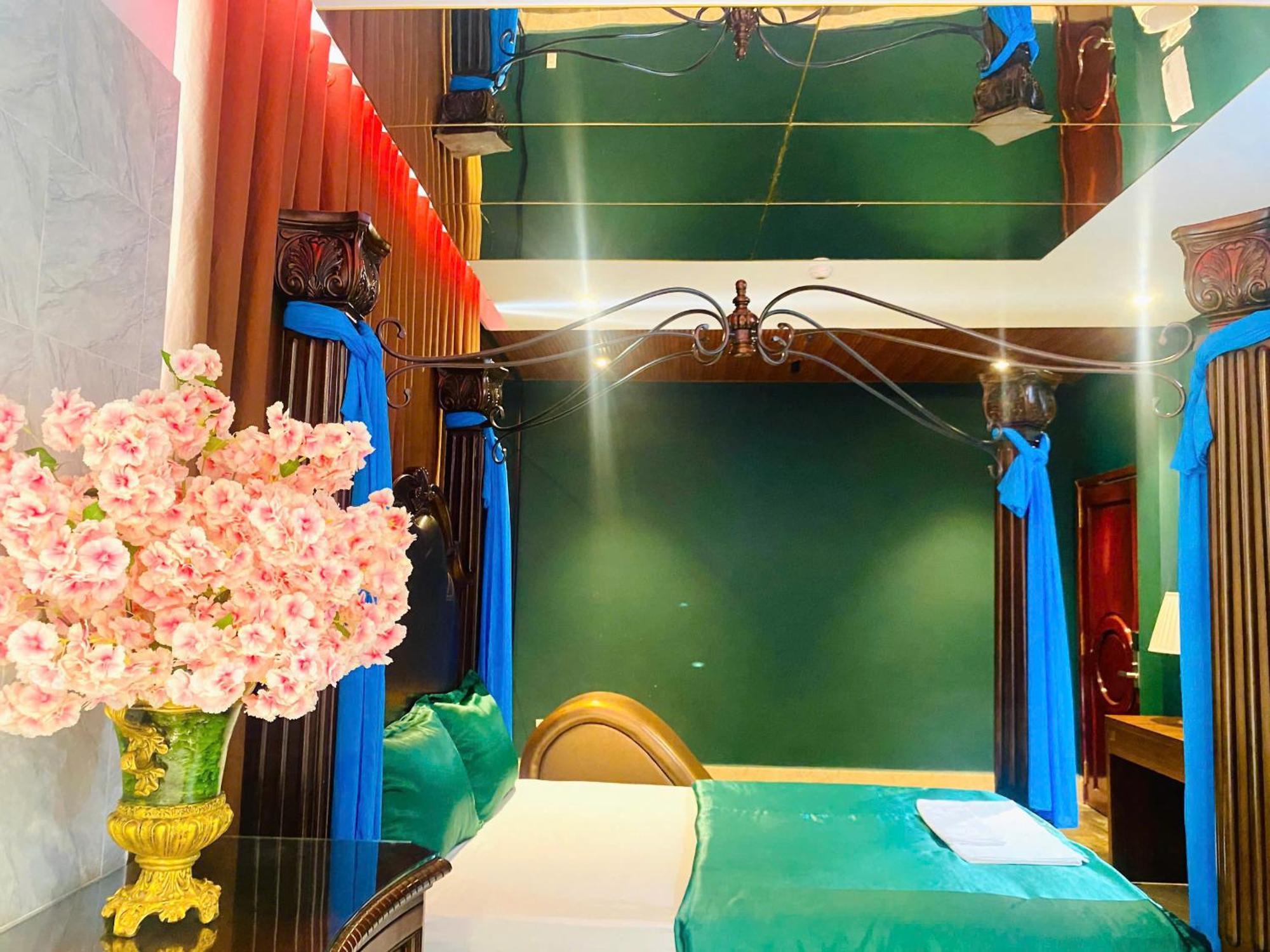 Hotel Khach San Nha Minh à Cai Rang Extérieur photo
