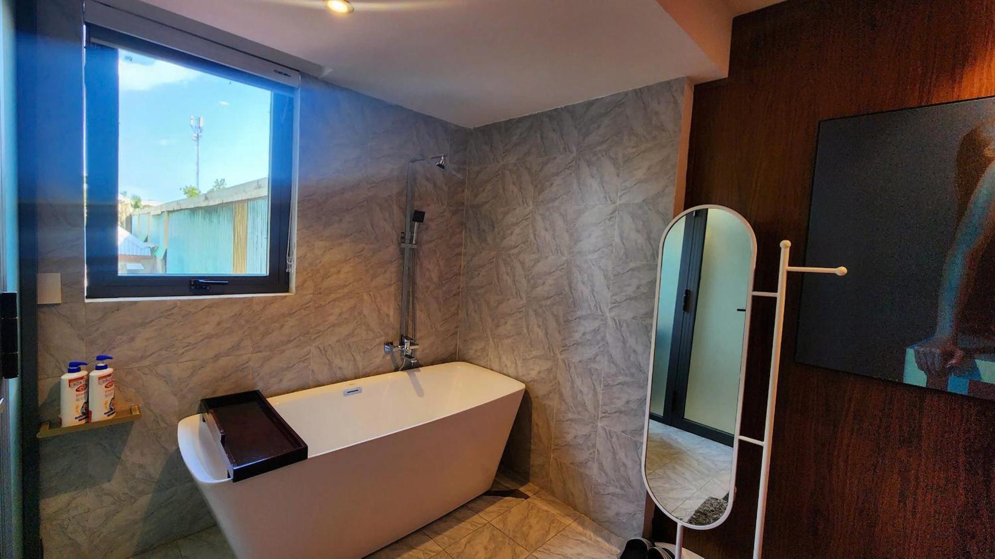 Hotel Khach San Nha Minh à Cai Rang Extérieur photo